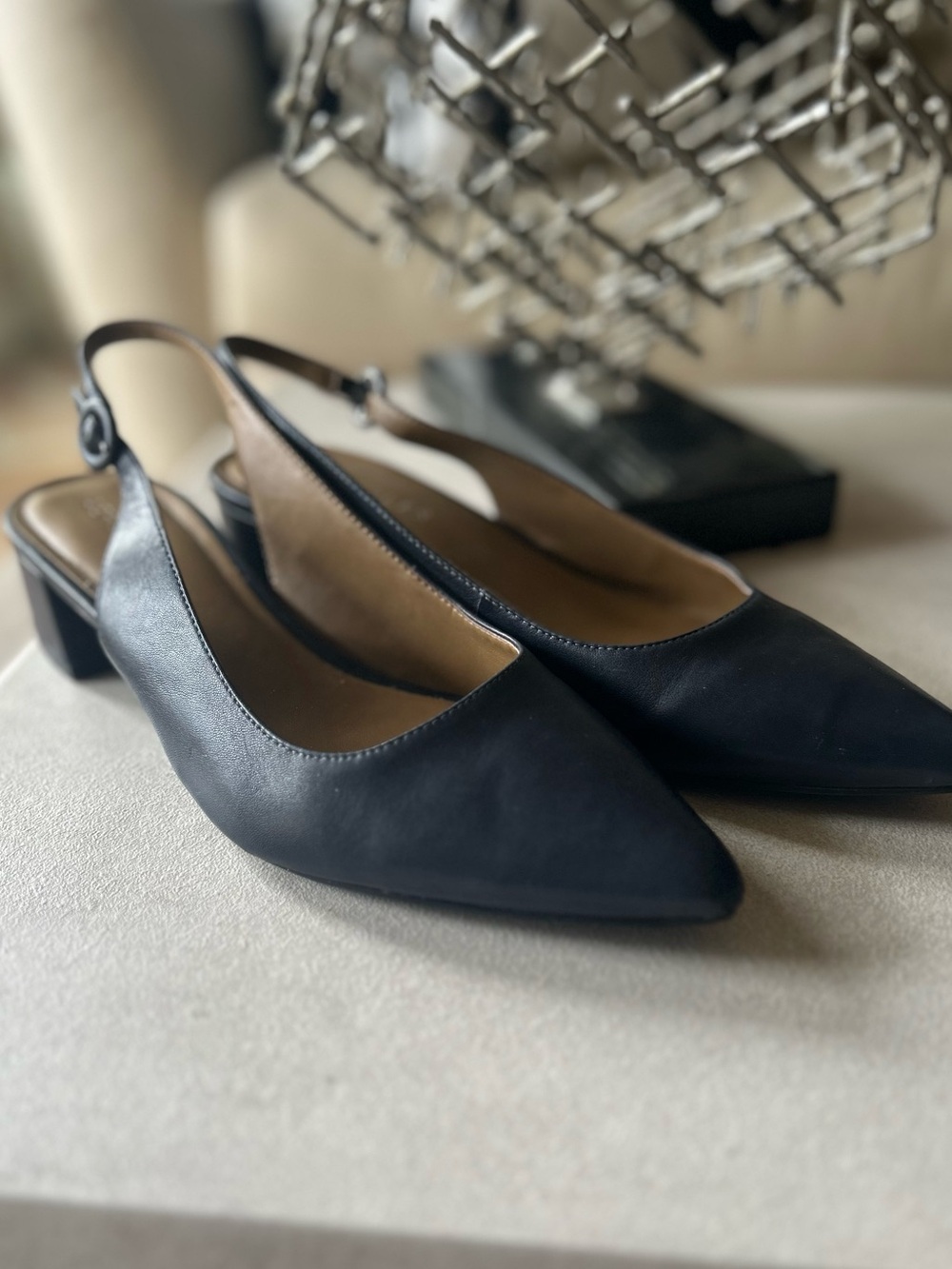 Navy Leather Pointed Toe Slingback Thick 2” Block Heels Size 11 - Picture 11 of 16